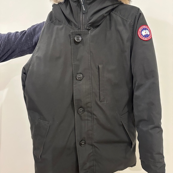 Canada Goose Chateau Parka - Picture 2 of 8